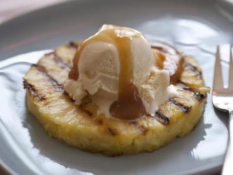 Grilled Pineapple with Vanilla Ice Cream and Rum Sauce