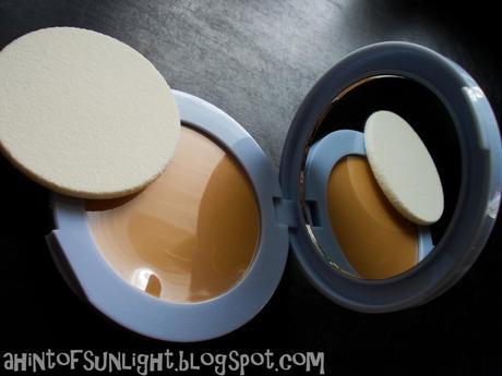 Maybelline Clear Smooth Extra Shine Free Powder Foundation Review