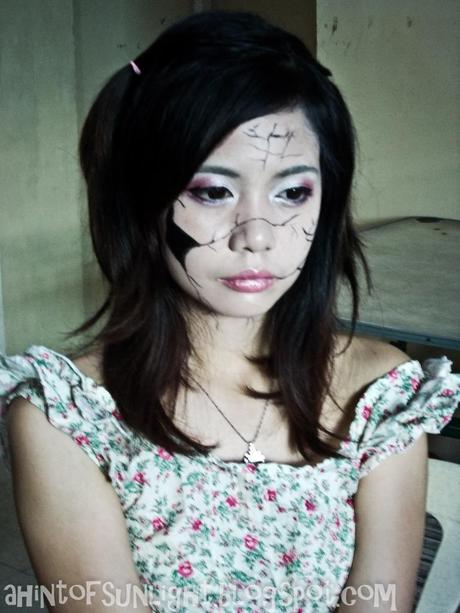 Halloween Make-up Experiments: Broken Doll and Badly-burnt Face