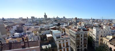 The Tower Tour: 'Quedarse a la luna de Valencia'