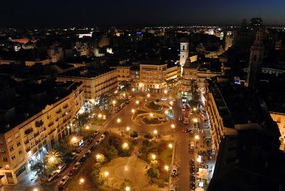 The Tower Tour: 'Quedarse a la luna de Valencia'