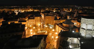 The Tower Tour: 'Quedarse a la luna de Valencia'