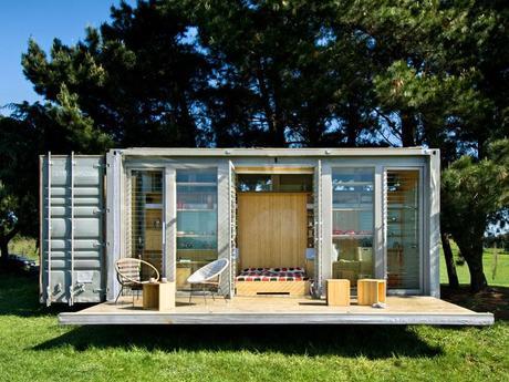 port-a-bach shipping container retreat by atelierworkshop 2