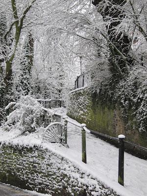 Few #London Sights More Lovely Than #Hampstead in the #Snow