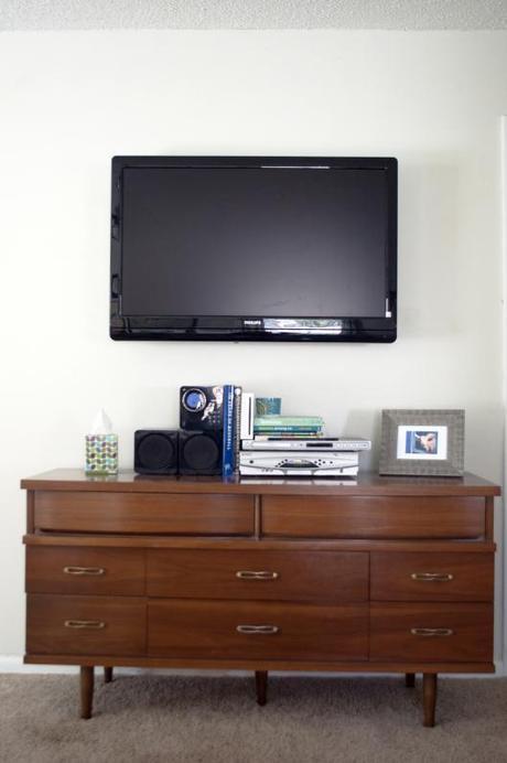 midcenturydesignwithflatscreen