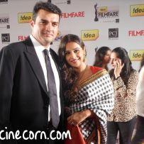 thumbs vidya balan kahaani at 58th idea filmfare awards 2013 pics photos images 58th Idea FilmFare Awards 2013 Celebs Gallery