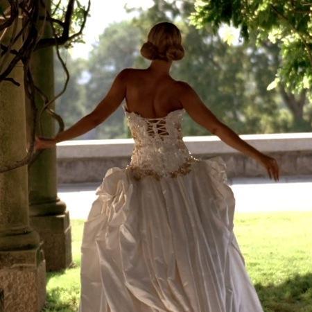 Wear Beyonce's Wedding Dress At Your Wedding!