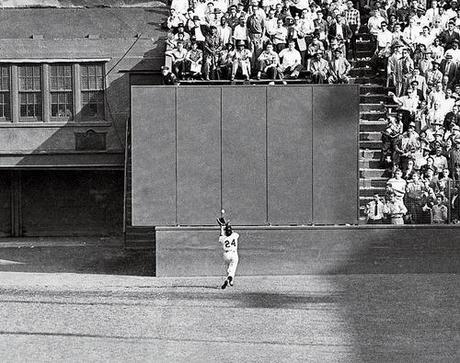 15 greatest sports photos of all time