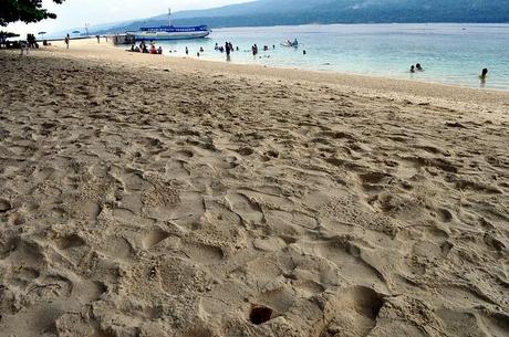 Isla Reta, a white beach in a heartbeat