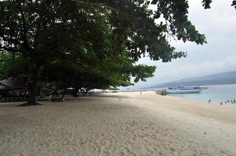 Isla Reta, a white beach in a heartbeat