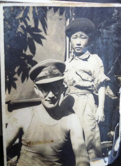 Help reunite Po and this British Soldier: 55 years in the making!