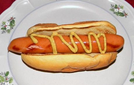 Extreme Budget, Day Twenty-Eight - Chili Dogs