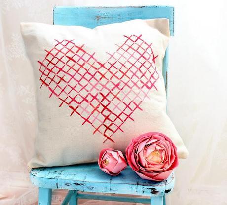 10 Valentine Pillows