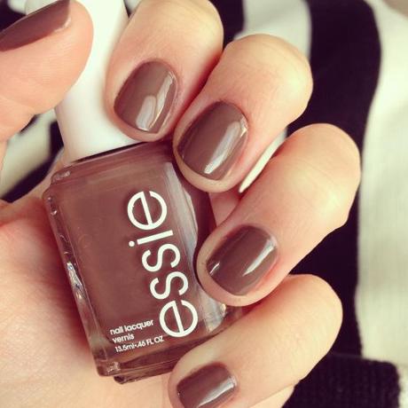 NookAndSea-Essie-Nail-Color-Brown-Mink-Muffs-Neutral-Earthy-Fall-Winter-Hue