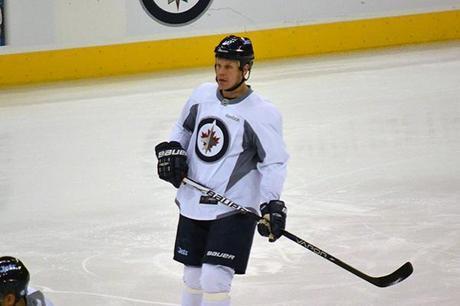 Game 4 : Penguins @ Jets : 01.25.13 : Live Game Thread!