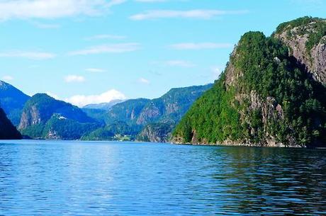 Bergen Norway—fjords, smoked salmon, and two Edvards....