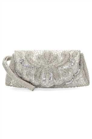 Top Picks of Glam Christmas Clutches