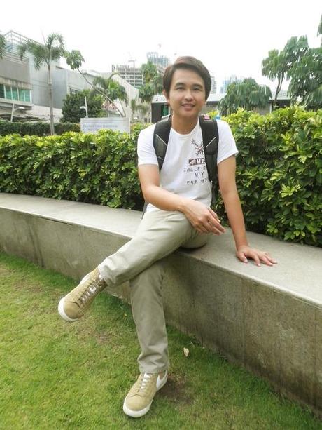 Lounging at Boni High Steet