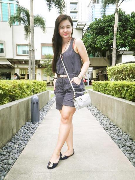 Lounging at Boni High Steet