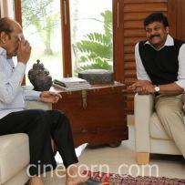 thumbs chiru meets ramanaidu 7 Chiru Greets Padma Bhushan Ramanaidu   Photos