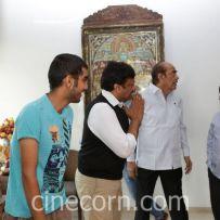 thumbs chiru meets ramanaidu 19 Chiru Greets Padma Bhushan Ramanaidu   Photos