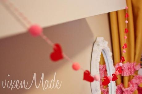 Quick Valentine's Day Garland