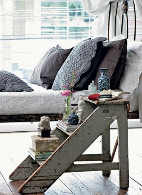 NookAndSea-Nightstand-Ladder-Idea-Alternative-Bedside-Storage-Table-Bedroom-Grey-Rustic-Step-stool