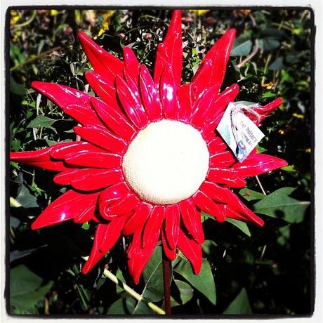 Black Cat Pottery- Daisy