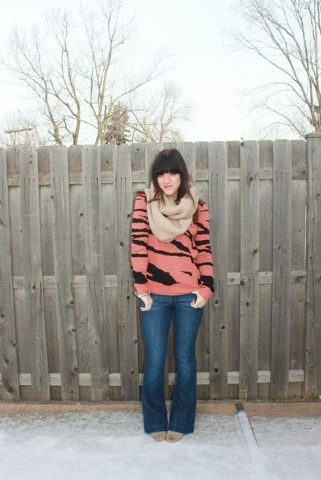 Outfit Post: Lunch Date cozy knit