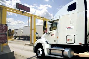 Cross Border CROSS BORDER 2078171Large 300x199 How to Prepare for Mexico U.S. Cross Border Security for Aerospace Cargo