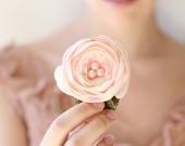 Floral hair clip, Pink ranunculus bloom, Bridal hair flower - BLOSSOM - whichgoose Floral hair clip, Pink ranunculus bloom, Bridal hair flower - BLOSSOM - whichgoose