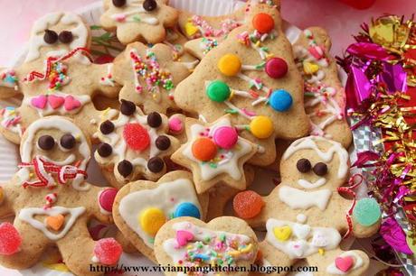 Gingerbread Cookies with Egg-free Royal Icing