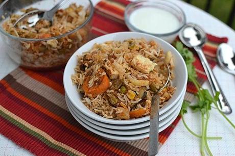 Vegetable Biryani in Slow Cooker