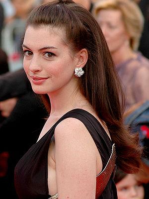 Anne Hathaway Deauville 2007