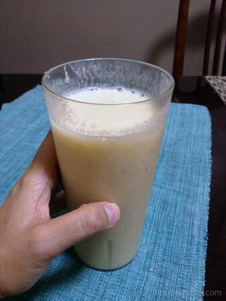 banana-mango-smoothie