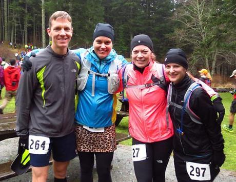 Mike Sohaskey and fellow runners, minutes before 2013 Orcas Island 25K start