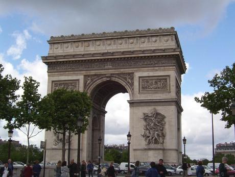 Arc de Triomphe - Paris - France
