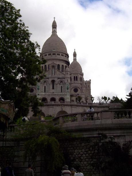 Basilique du sacre coeur - view from Place St-Pierre - Paris - France