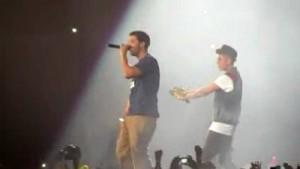 Justin Bieber Performs with Drake