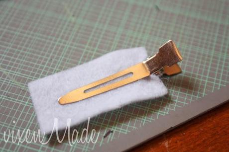 Silver Ribbon Hair Clip