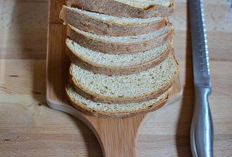Wholewheat Oatmeal Bread
