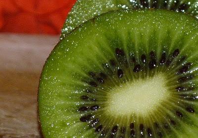 38/365 As green as a kiwi