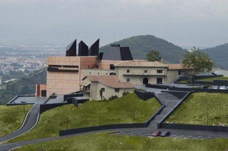 Museo Fundación Jorge Oteiza best modern art museums, fundación Antoni Tapies, yasoypintor, best contemporary art museum