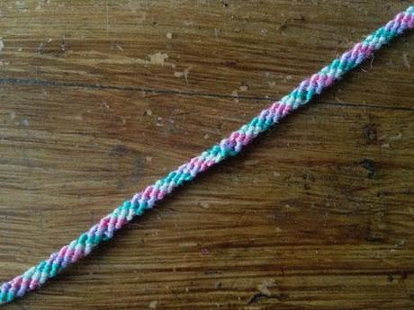 DIY CANDY STRIPE BRACELET