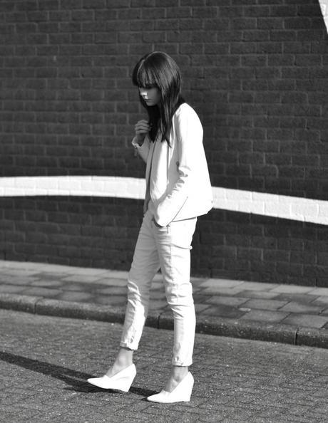 outfit all white leather jacket iro jeans wedges