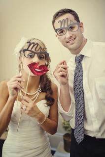 mr and mrs novelty glasses for photo booth