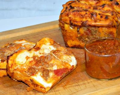 Sausage Pull Apart Pizza Bread