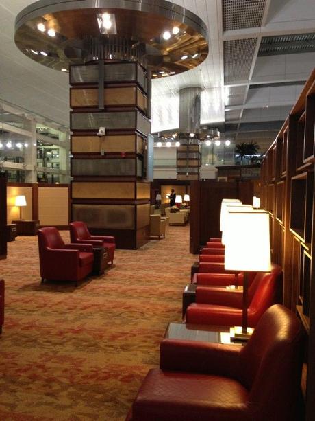 Emirates_Airlines_Business_Lounge_Dubai53