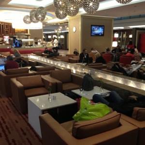 Emirates_Airlines_Business_Lounge_Dubai17