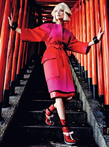 Carolyn Murphy by Mario Testino for Vogue US March 2013 4